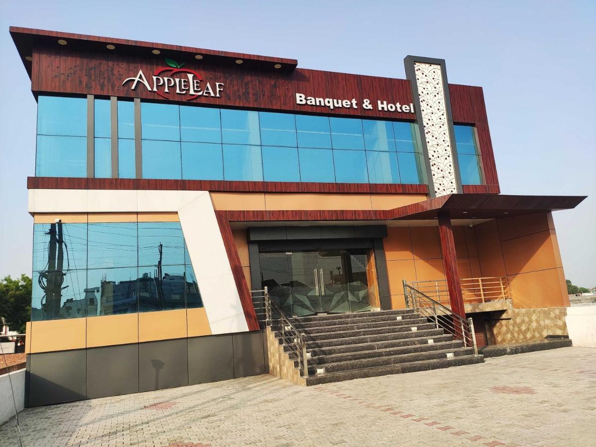 Oyo 92169 Apple Leaf Banquet & Hotel Aligarh Luaran gambar